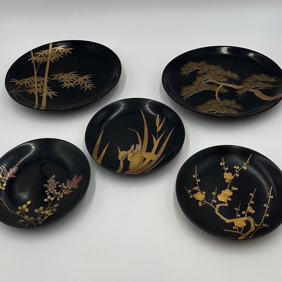 Vintage Japanese Black and Gold Lacquerware - Picture 1 of 15